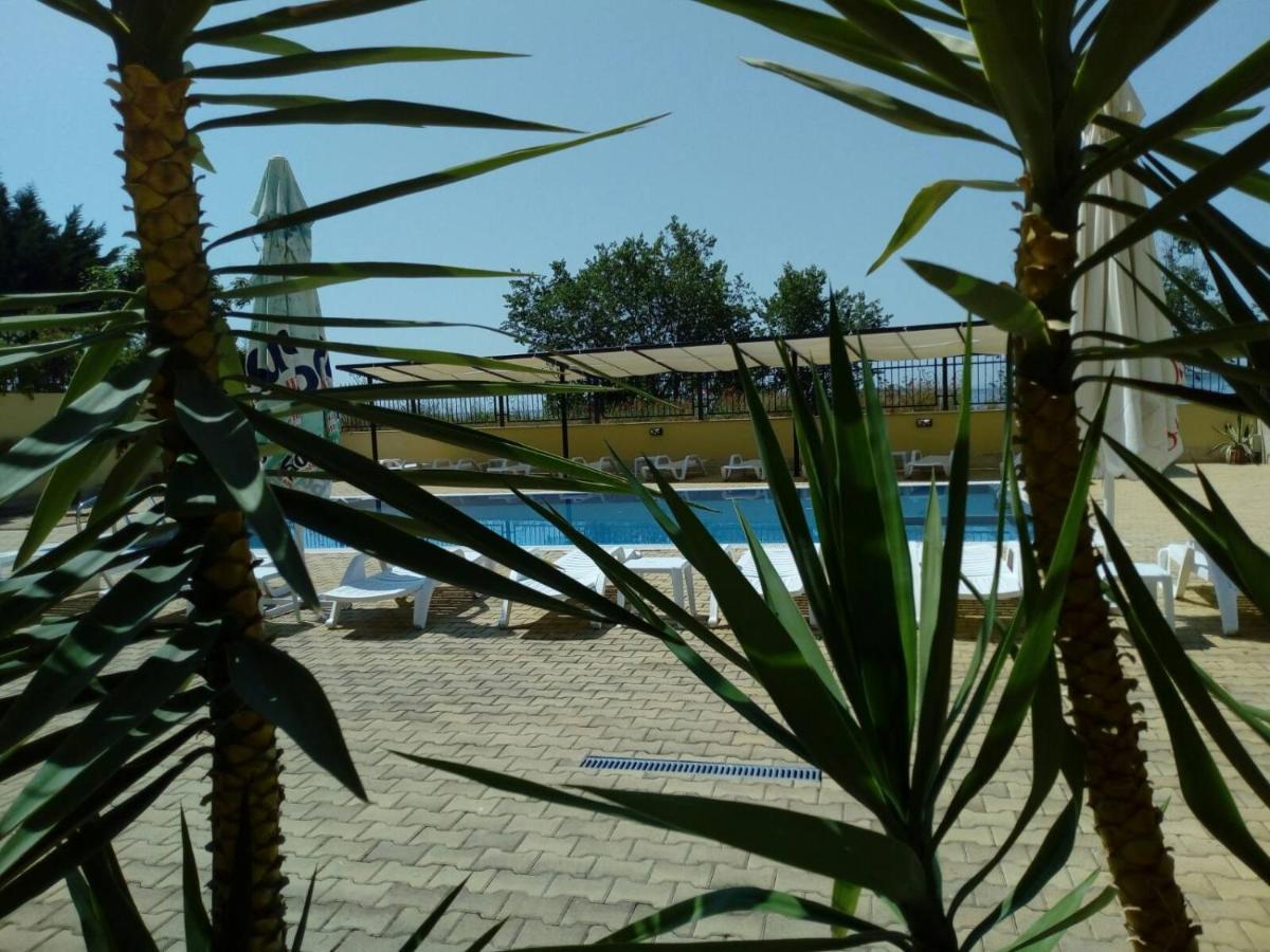 Ferienwohnung Хоризонт М Sweti Wlas Exterior foto